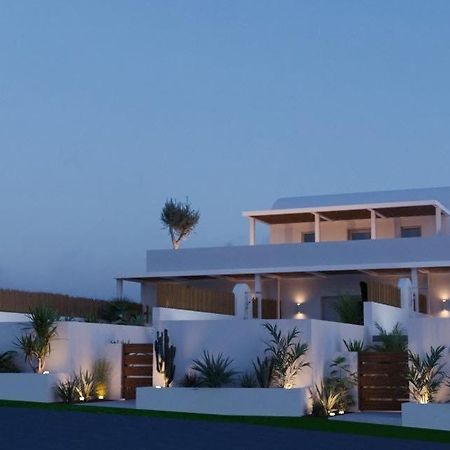 Lejardin Suites Santorini Pyrgos Kallistis Ngoại thất bức ảnh
