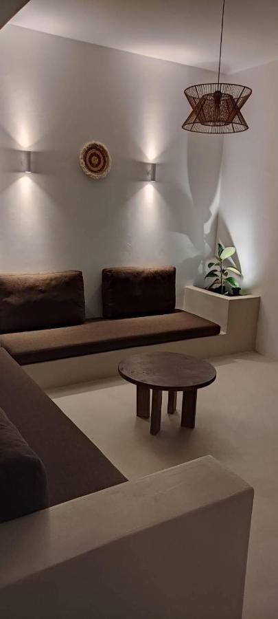 Lejardin Suites Santorini Pyrgos Kallistis Ngoại thất bức ảnh